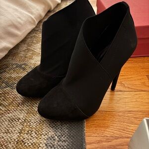 Jessica Simpson Neesha Booties